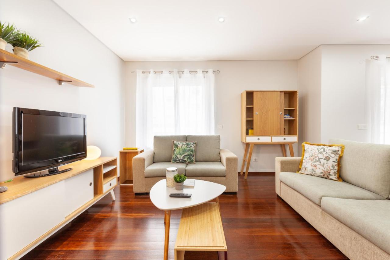 D&s - Family Ii Apartment Porto
